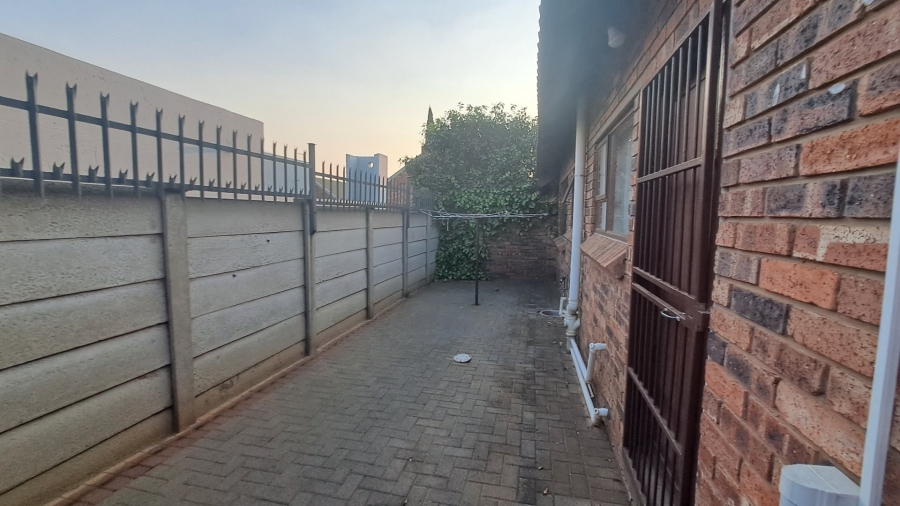 2 Bedroom Property for Sale in Universitas Free State